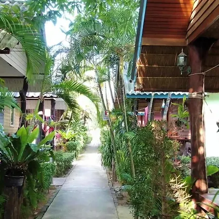 Lanta New Coconut Bungalow-2