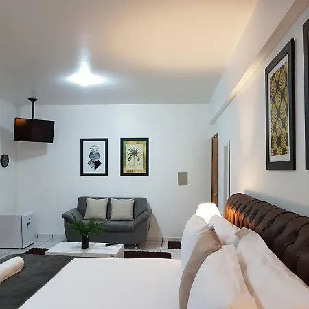 B&A Suites Inn Hotel - Quarto Luxo Âmbar-2