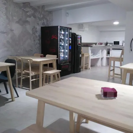 Ontinyent Rooms-3