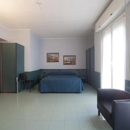 Hotel Tirreno-2