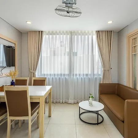 Luxy Park Hotel & Apartments City Centre-2