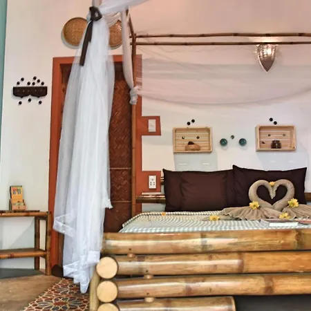 The Happy Bird B&B-3
