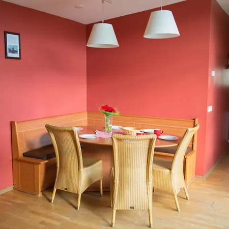 Bungalow 16 Personen-3