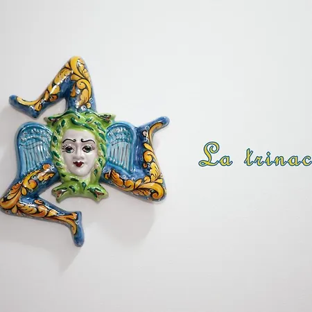 La Trinacria-2