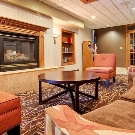 Norwood Inn & Suites Mankato-2