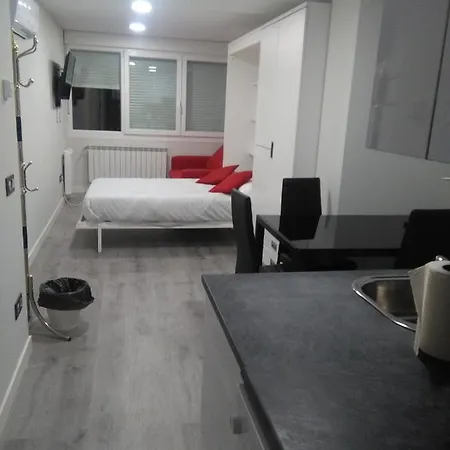 Aparthotel Ciudad de Aranda-3