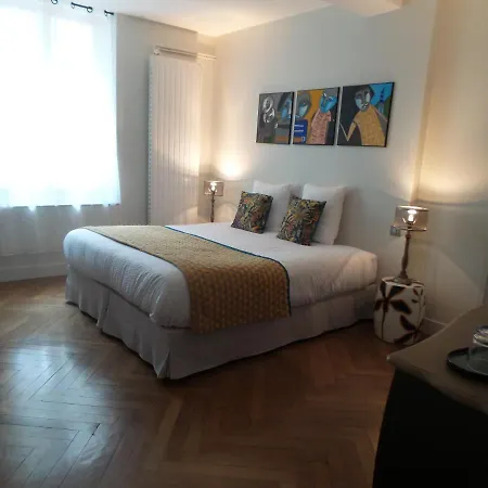 La Cour Carree - Chambres D'Hotes-3