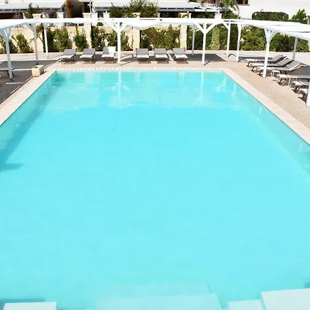 Toto Residence-3