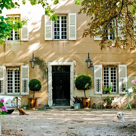 B&B Guest House Domaine Le Clos Du Pavillon Provence-2