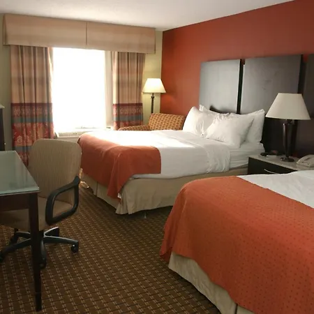 Holiday Inn Hotel & Suites Owatonna-2
