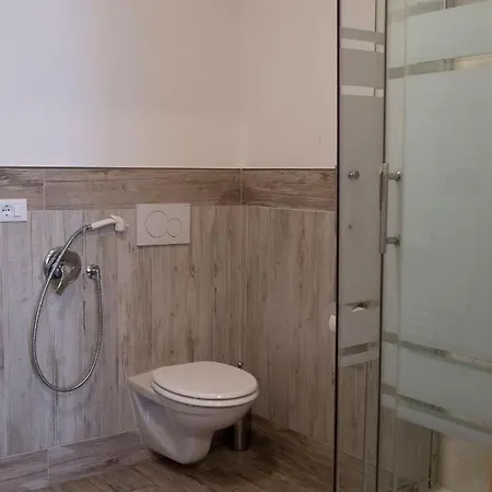 City Apartments Portico-3