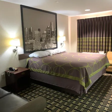 Super 8 By Wyndham Baytown I-10-2