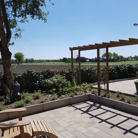 Bed & Breakfast De Lindehoek-3