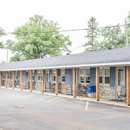 Lakes Inn-3
