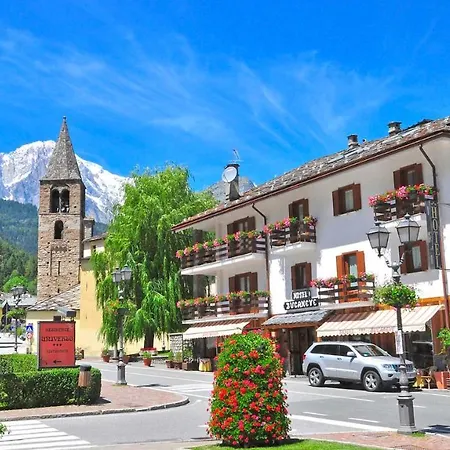 Hotel Bucaneve-2
