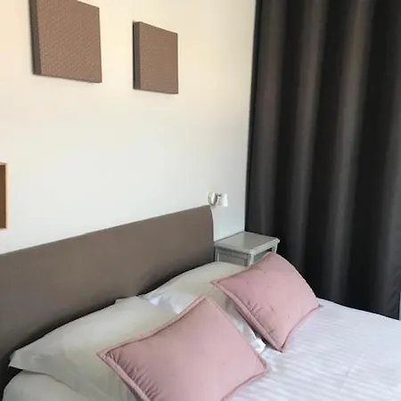 Hôtel la petite auberge-2