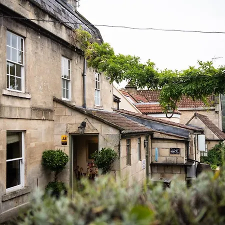 Wheelwrights Arms Country Inn & Pub-2