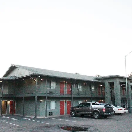 Days Inn By Wyndham Show Low-3
