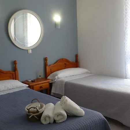 Hostal Candeleda-3
