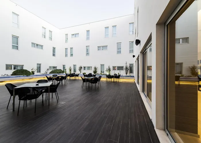 Moov Hotel Évora