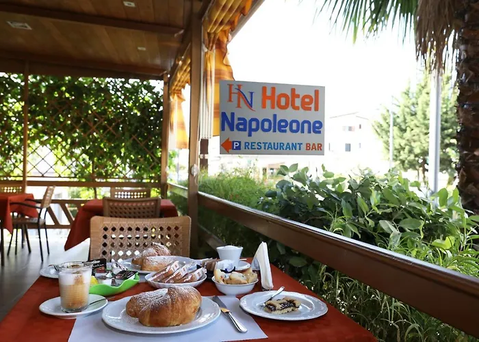 Hotel Napoleone Tortora