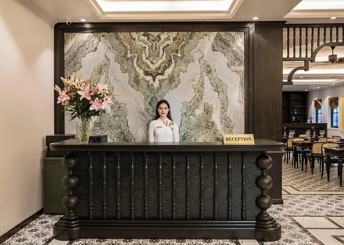 Ha Long Essence Hotel