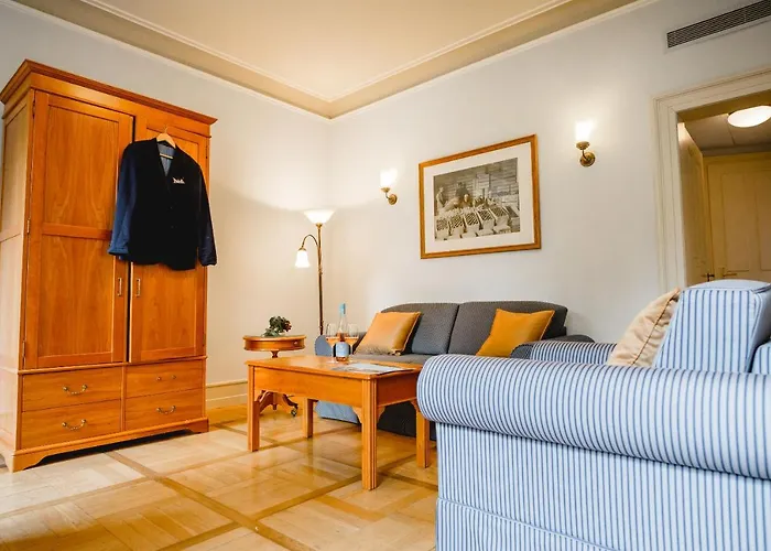 Bed and Breakfast Residenz Weingut Schloss Reinhartshausen Eltville am Rhein