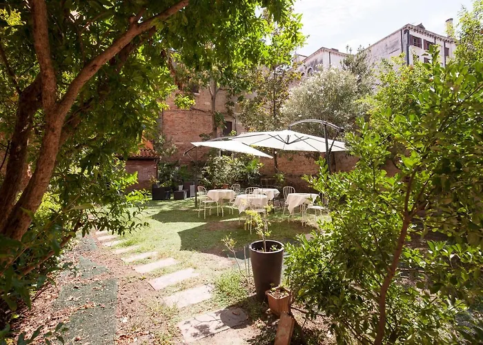Casa Del Melograno Bed & Breakfast Venice