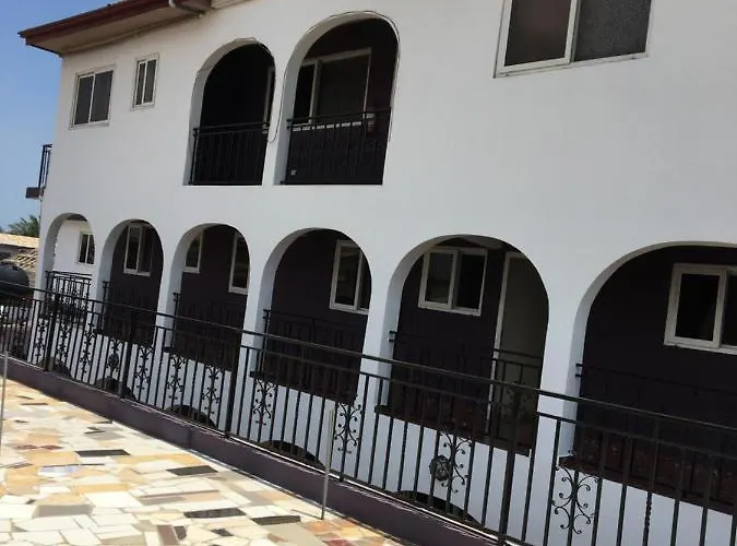 Kunta Kinte Hotel Acra
