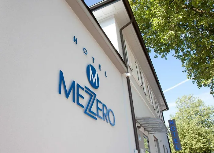 Hotel Mezzero