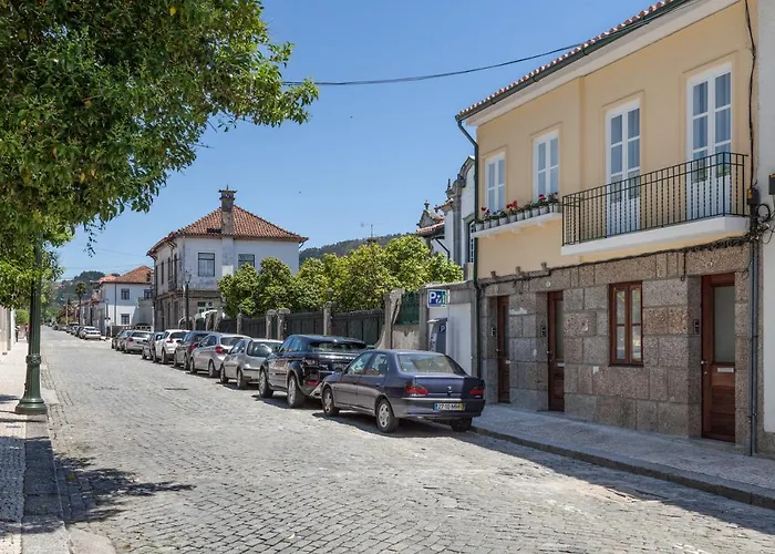 Ana'S Houses