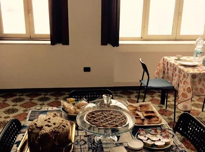 Bed and Breakfast The Reef House Pozzuoli