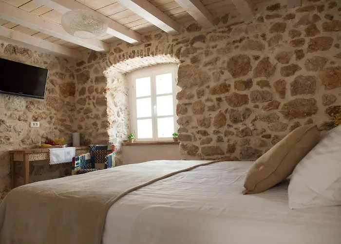 Bed and Breakfast Sobe Bile Pag Town