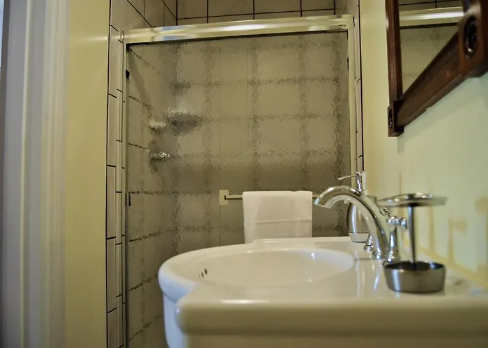 Luray Hotels