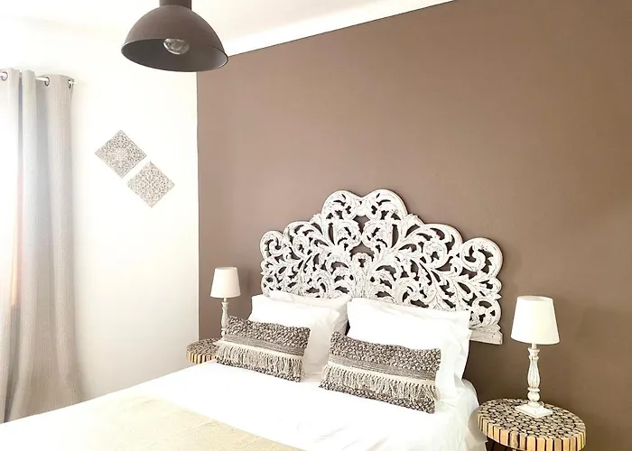 Pátio Abílio Guest House Nazaré