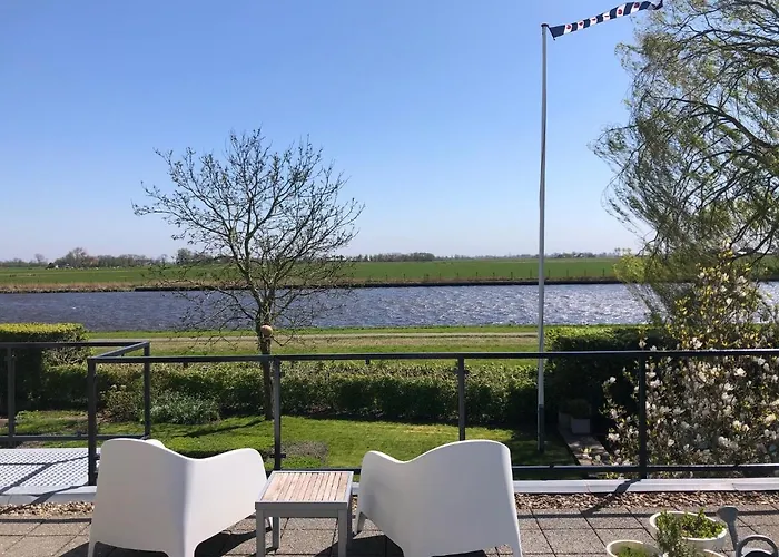 Loft Bed And Breakfast Grou