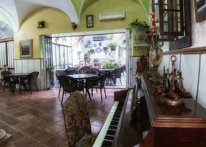 Hotel Las Palmeras By Vivere Stays Zafra