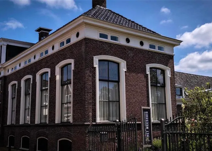 Het Weeshuis