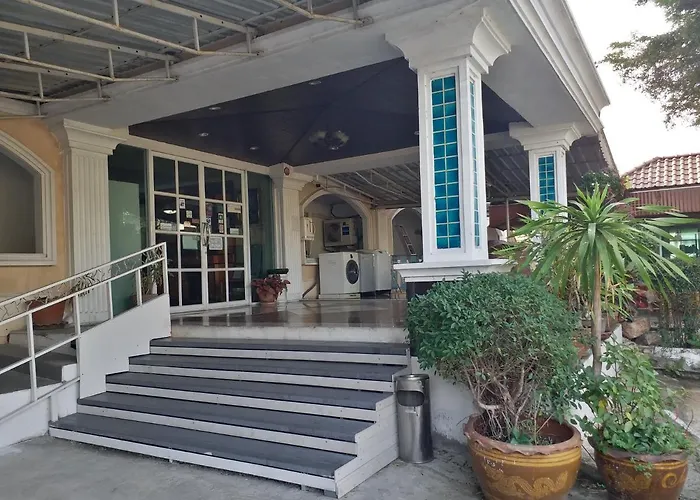 Convenient Resort, Suvarnabhumi Airport