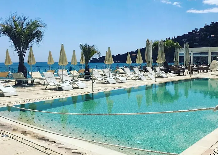 Hôtels à Vintimille