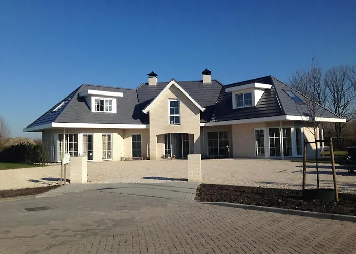 Luxe prive-kamer - studio in villa aan zee, Dishoek, vernieuwd
