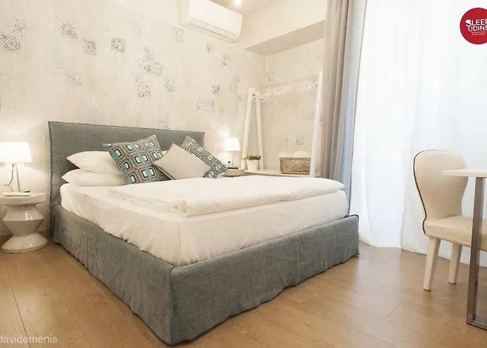 Hotel Sleep In Udine