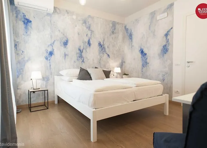 Hotel Sleep In Udine