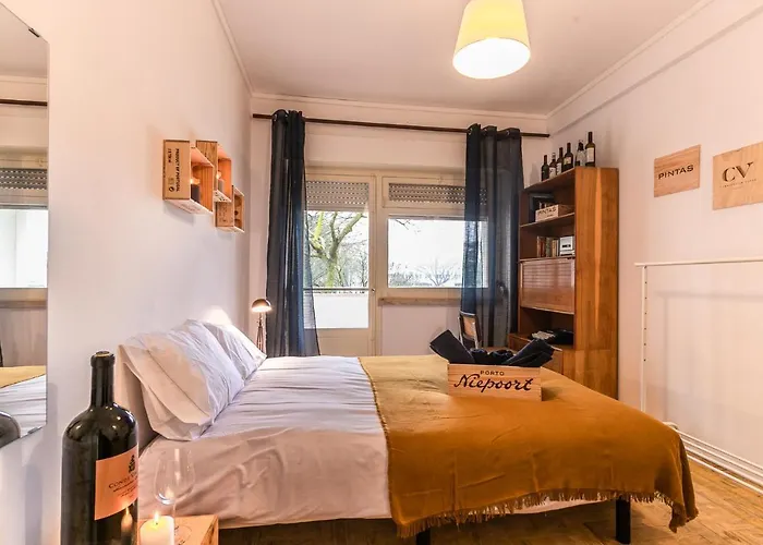 Wine Inn Carcavelos Guesthouse