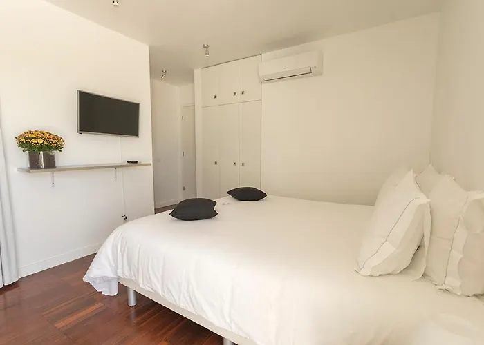 One2Seven Aparthotel Ferragudo 