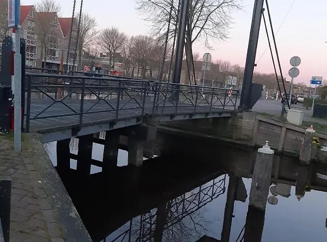 Lekkerwegbijleeuwen, 1 minuut naar hartje centrum