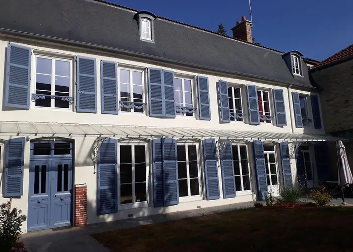 Les Pierres Bleues