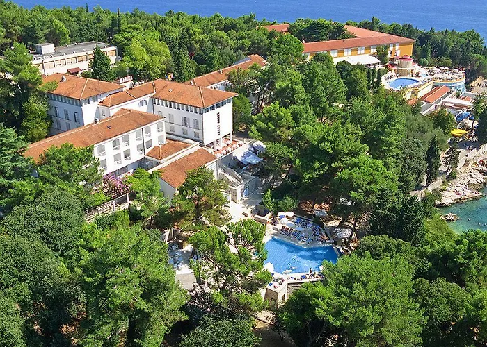 Marina Sunny Hotel By Valamar Rabac