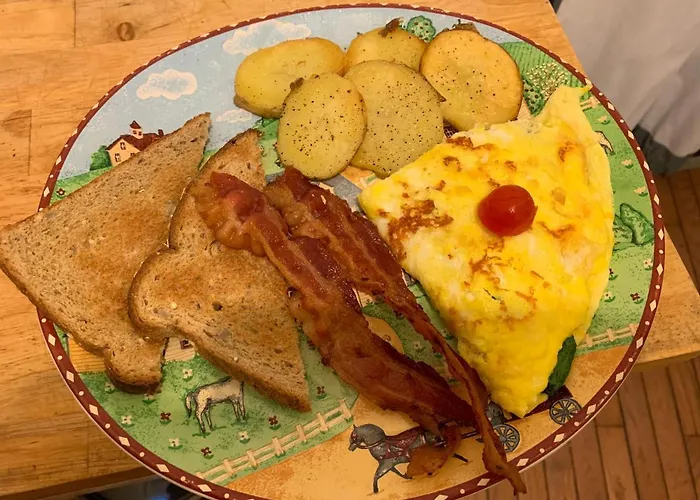 Emerald Necklace Inn Bed And Breakfast