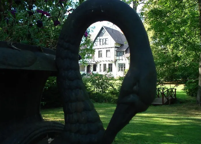 Hotel Gutshaus Kubbelkow Bergen Auf Rugen